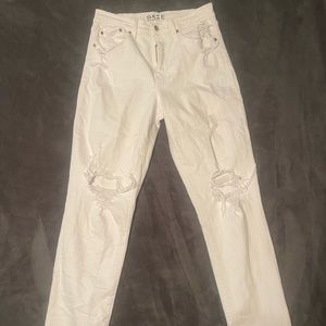 DAZE white mid-rise straight leg jeans